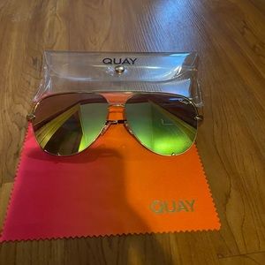 COPY - Quay high key sunglasses color gold
